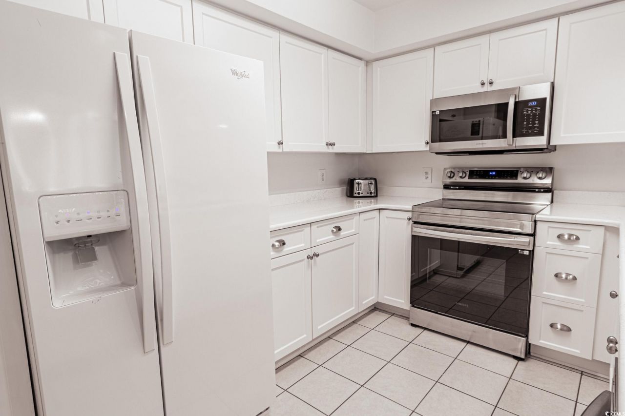 5700 N Ocean Blvd. Photo 7