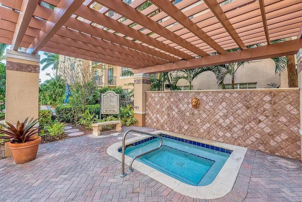 1801 N Flagler Drive, Unit 538, West Palm Beach, FL 33407 Photo