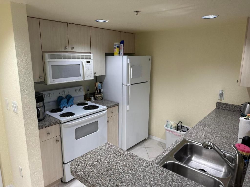 1801 N Flagler Drive, Unit 538, West Palm Beach, FL 33407 Photo