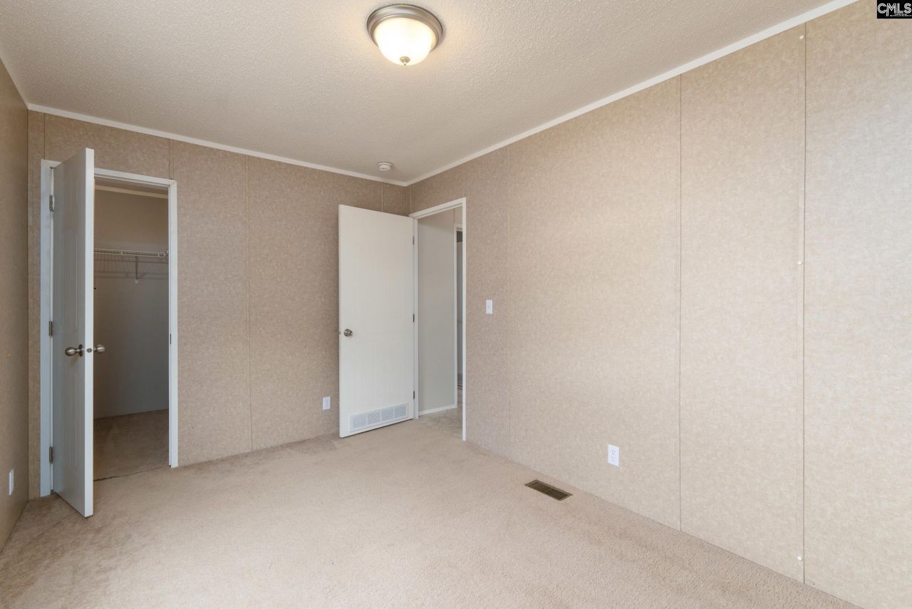 105 Indian Trace Ct Photo 14