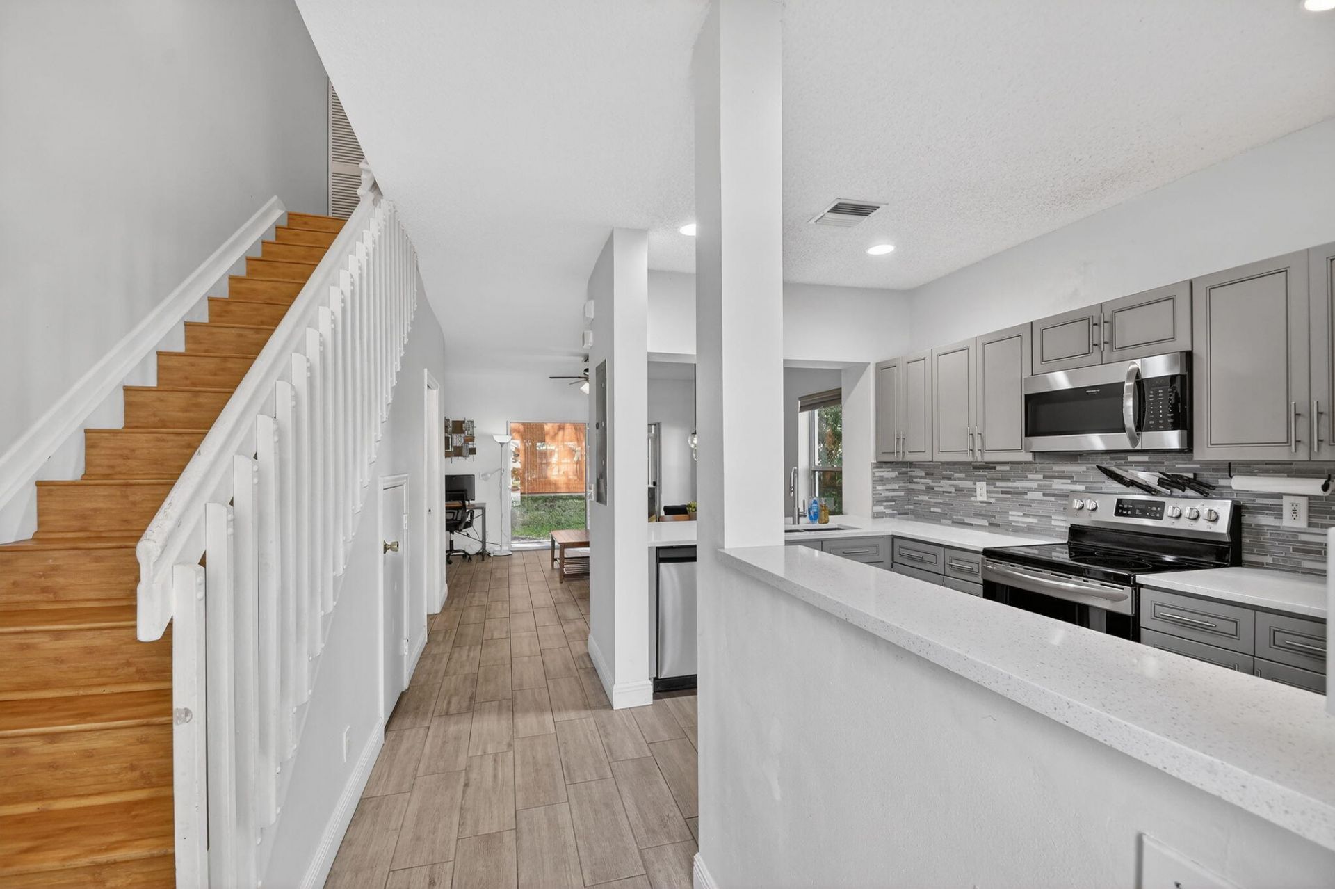 5015 Palmbrooke Circle, West Palm Beach, FL 33417 Photo