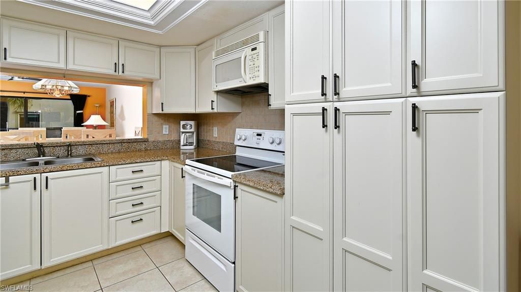 12581 Kelly Sands Way, Unit 512, Fort Myers, FL 33908 Photo