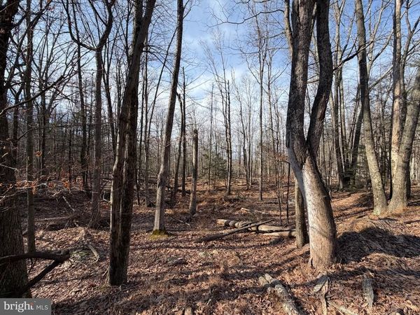 651 ASPEN DRIVE, ZION GROVE, PA 17985