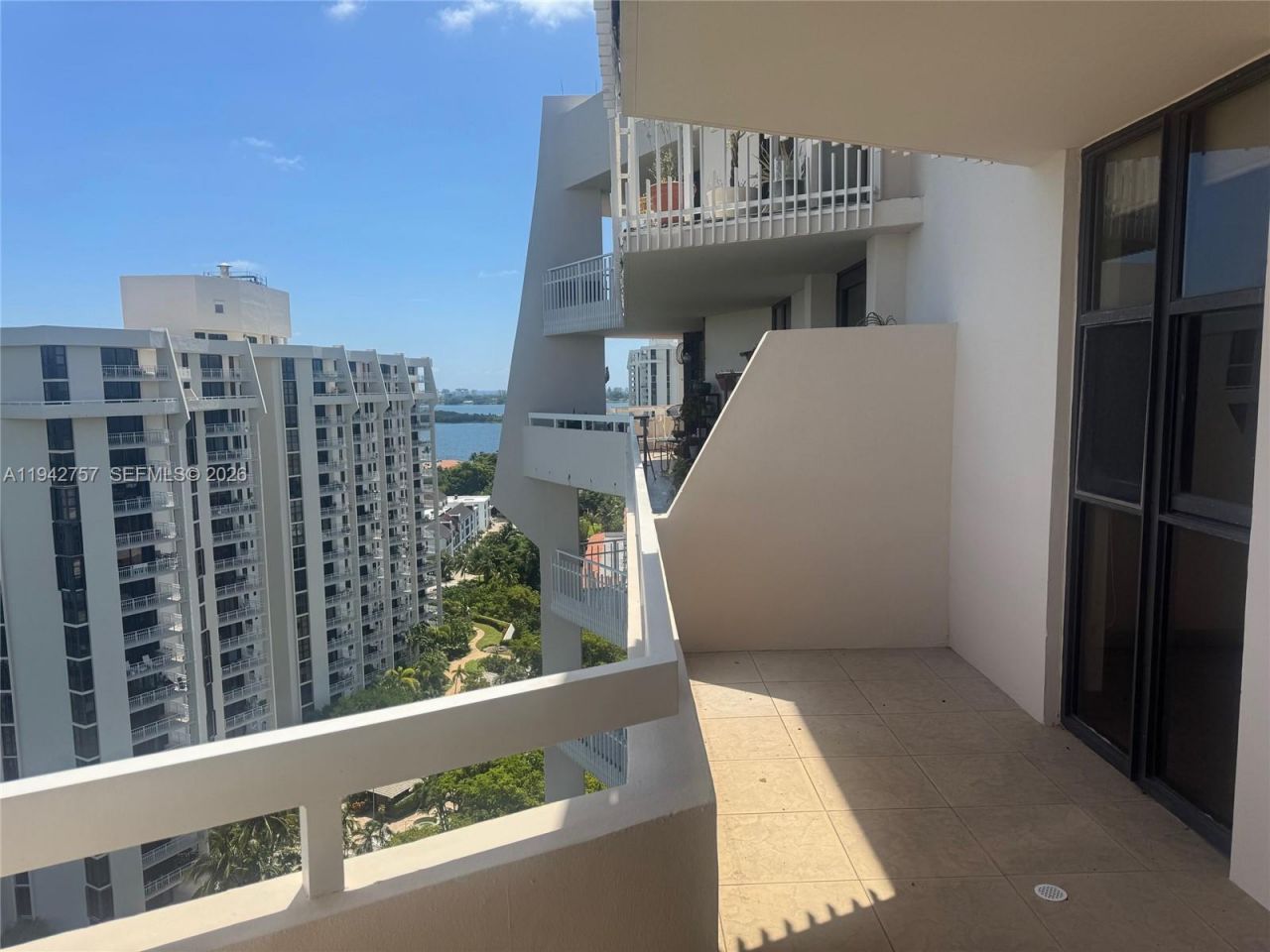 2000 Towerside Ter, Unit PH-3, Miami, FL 33138 Photo
