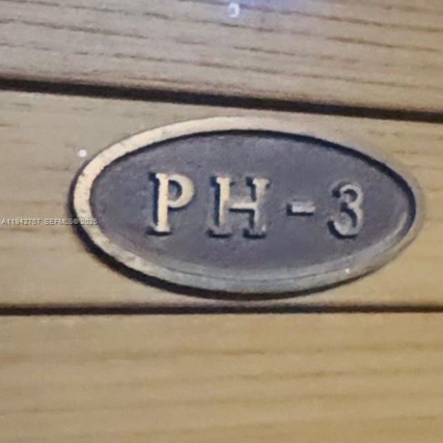 2000 Towerside Ter, Unit PH-3, Miami, FL 33138 Photo