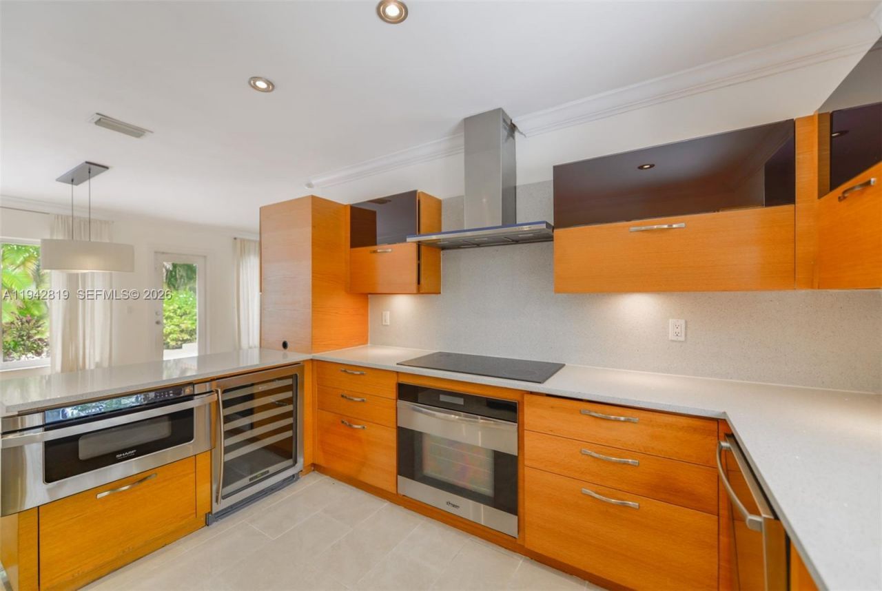 911 Mariana Ave, Coral Gables, FL 33134 Photo