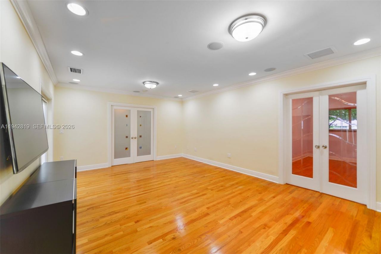 911 Mariana Ave, Coral Gables, FL 33134 Photo