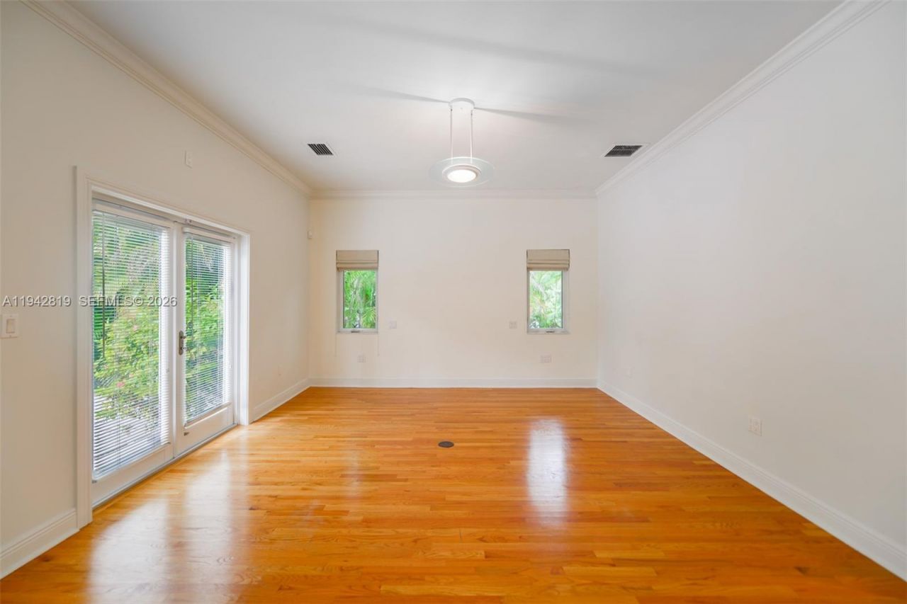 911 Mariana Ave, Coral Gables, FL 33134 Photo