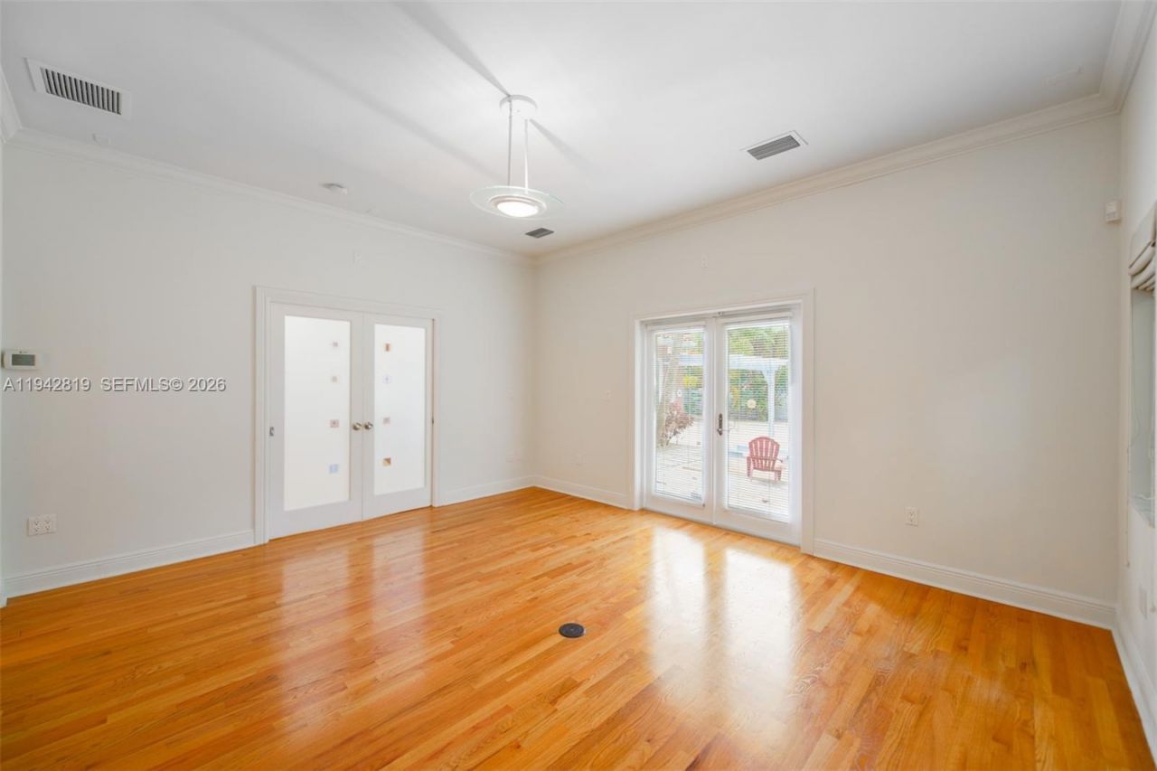 911 Mariana Ave, Coral Gables, FL 33134 Photo