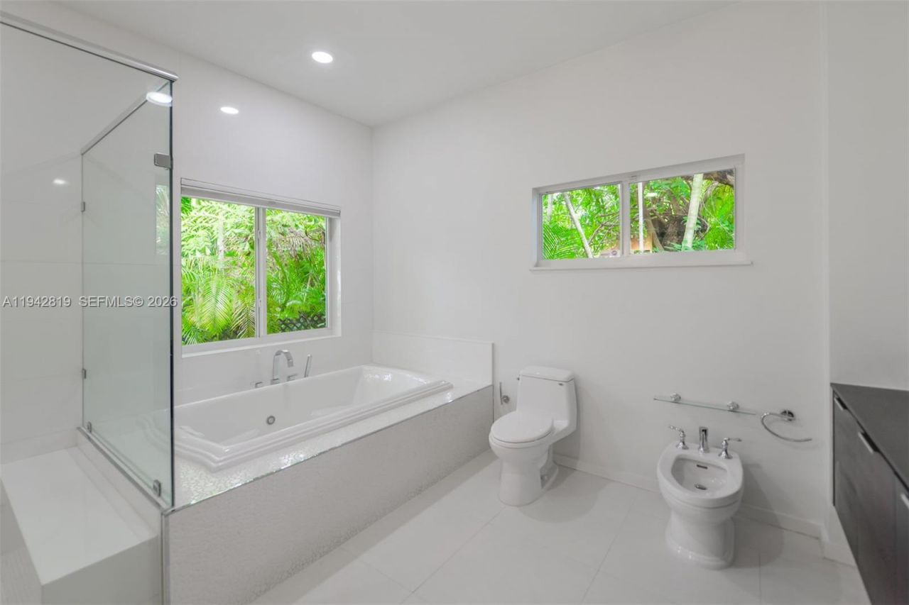 911 Mariana Ave, Coral Gables, FL 33134 Photo