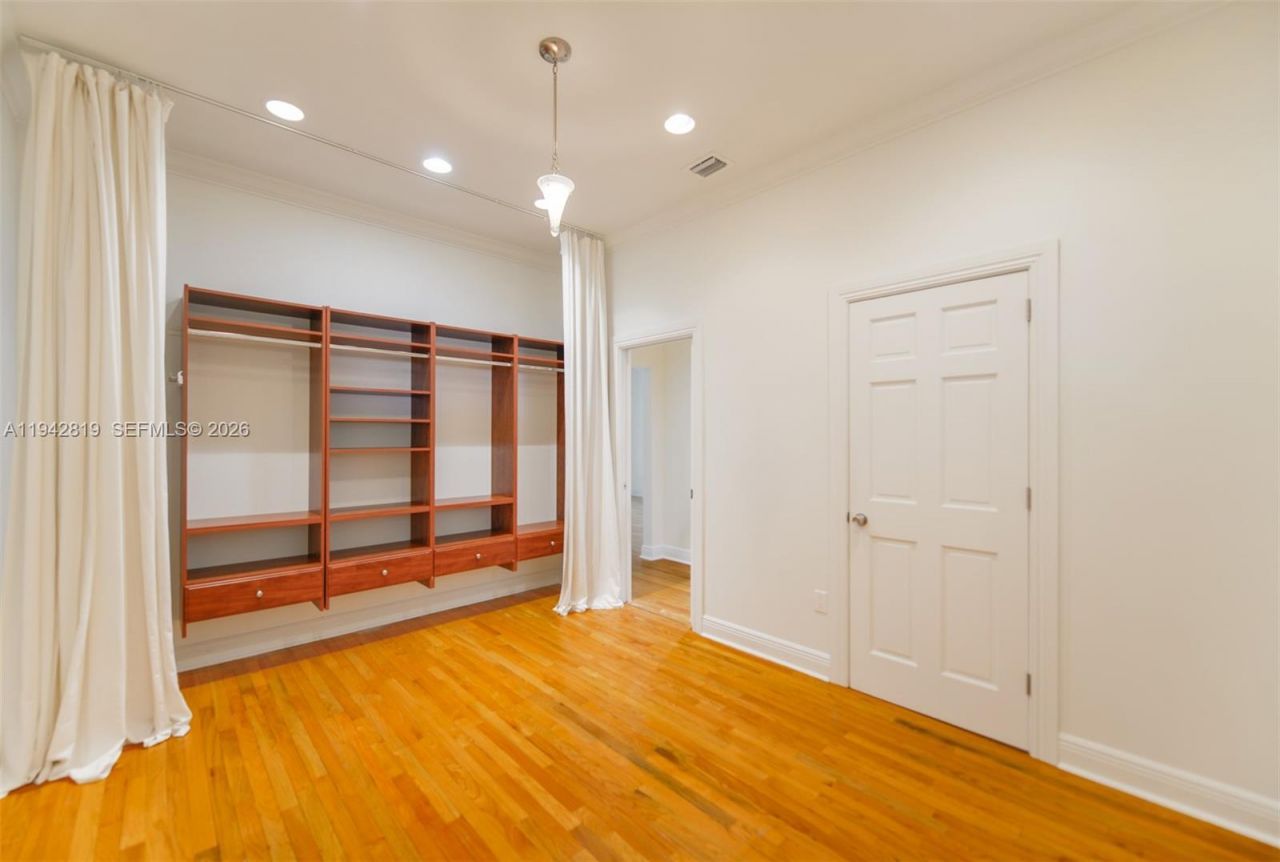 911 Mariana Ave, Coral Gables, FL 33134 Photo