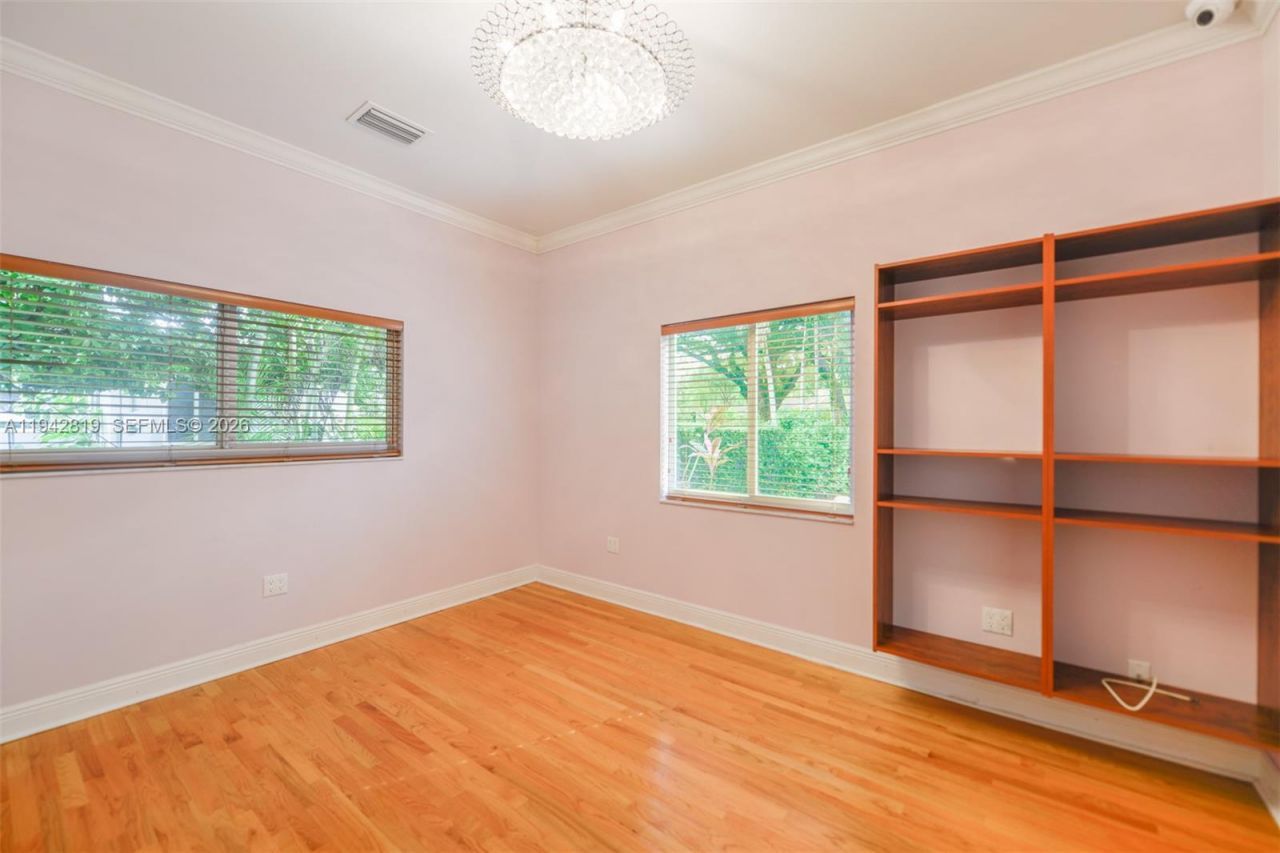 911 Mariana Ave, Coral Gables, FL 33134 Photo