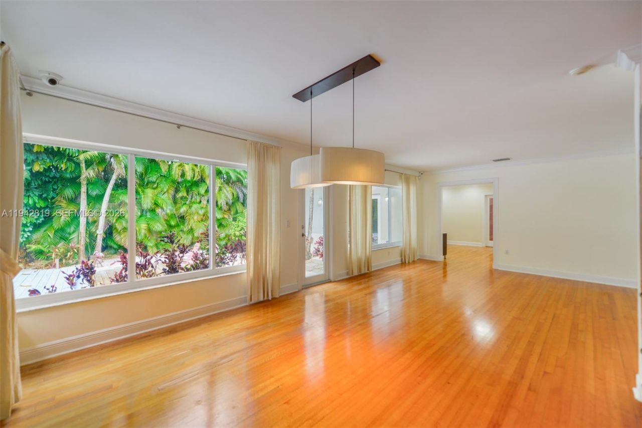 911 Mariana Ave, Coral Gables, FL 33134 Photo