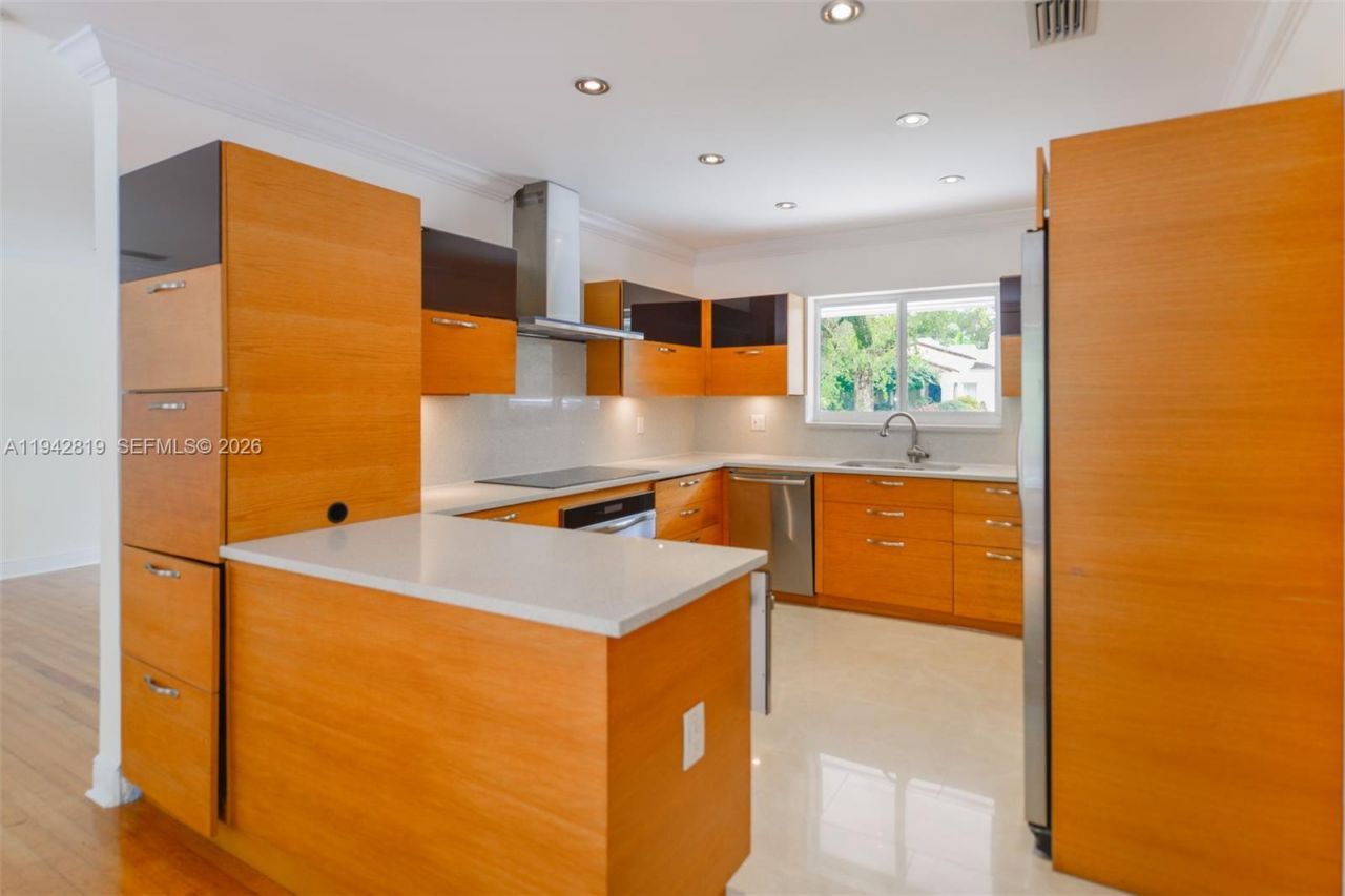 911 Mariana Ave, Coral Gables, FL 33134 Photo