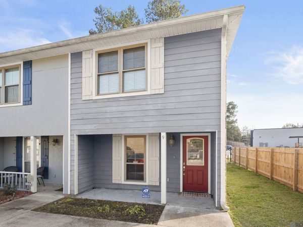 13080 Burgess Ave, Unit #9, Walker, LA 70785