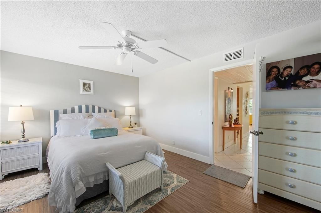 1085 Forest Lakes Dr, Unit 8305, Naples, FL 34105 Photo
