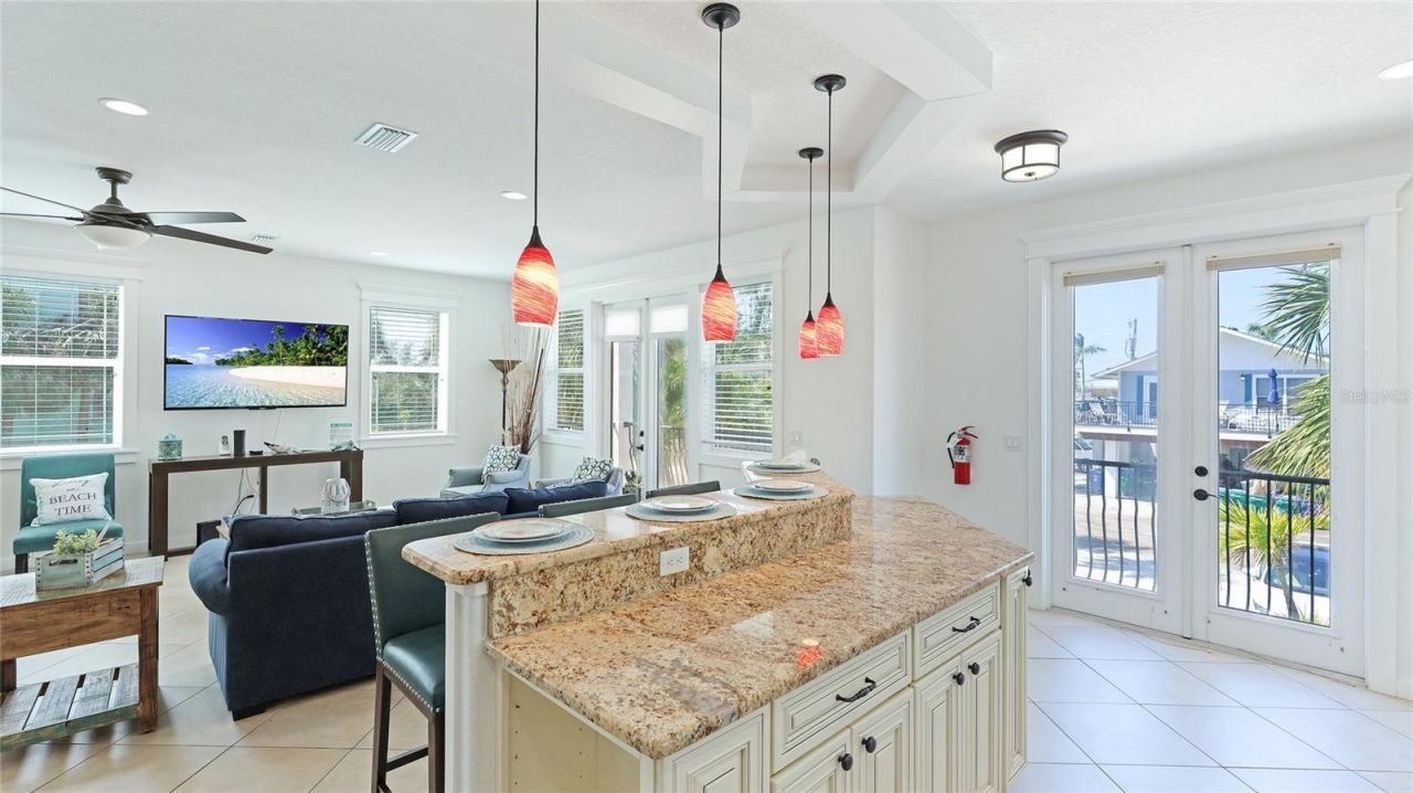 4101 4th Avenue, Holmes Beach, FL 34217 Photo