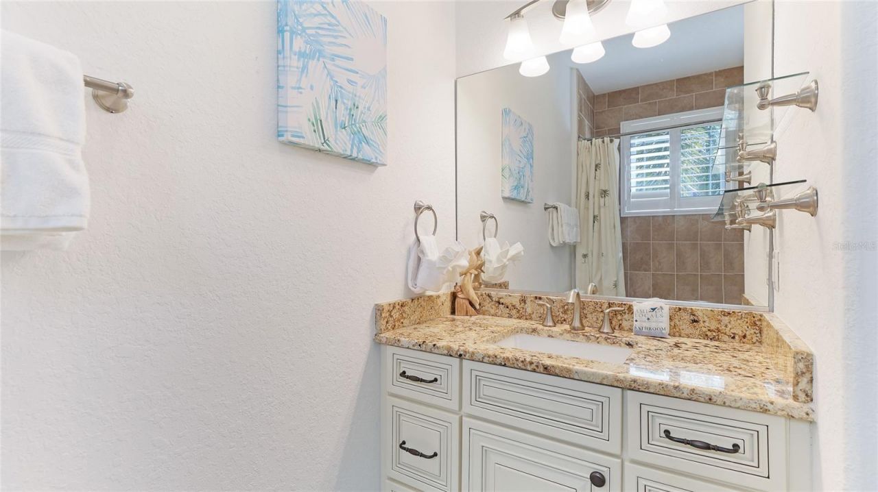 4101 4th Avenue, Holmes Beach, FL 34217 Photo