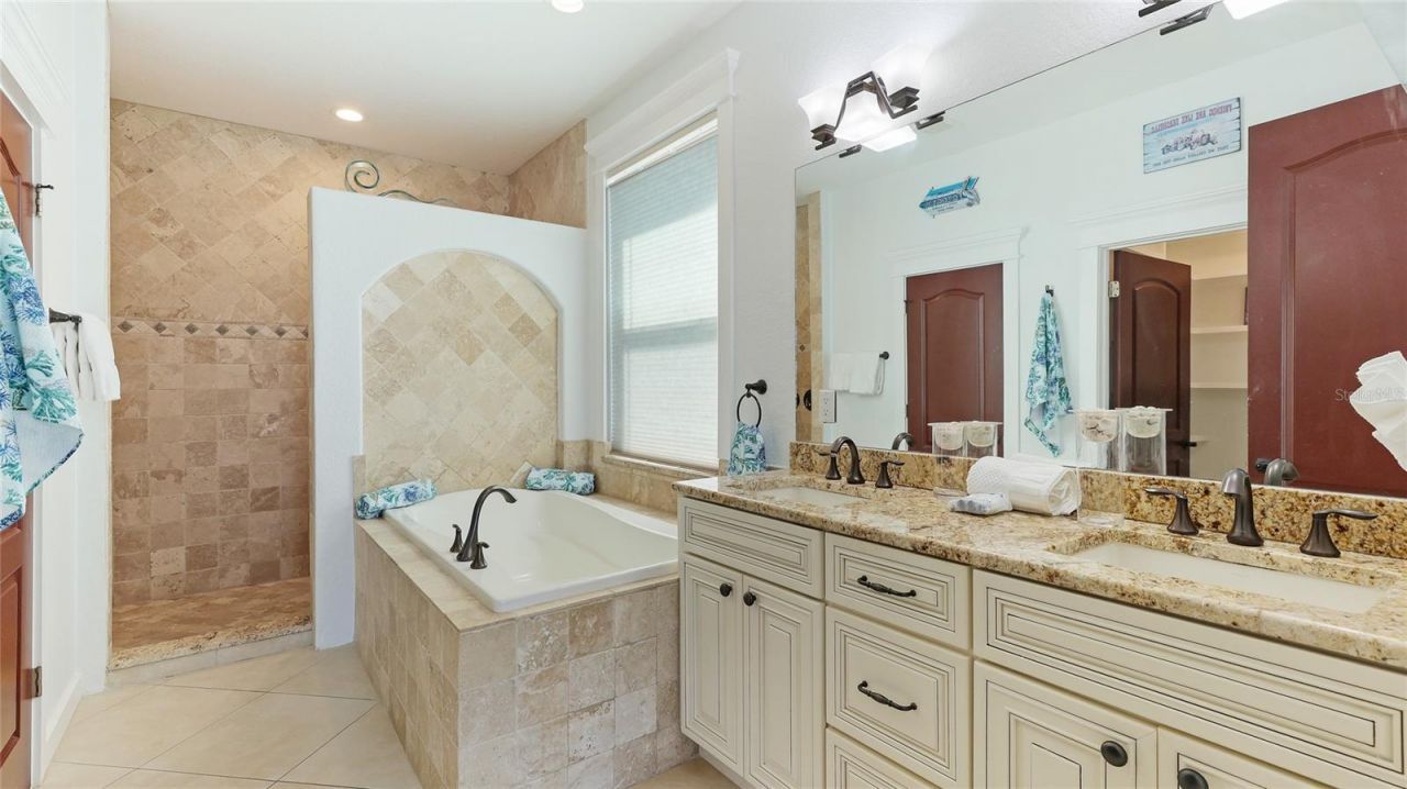 4101 4th Avenue, Holmes Beach, FL 34217 Photo