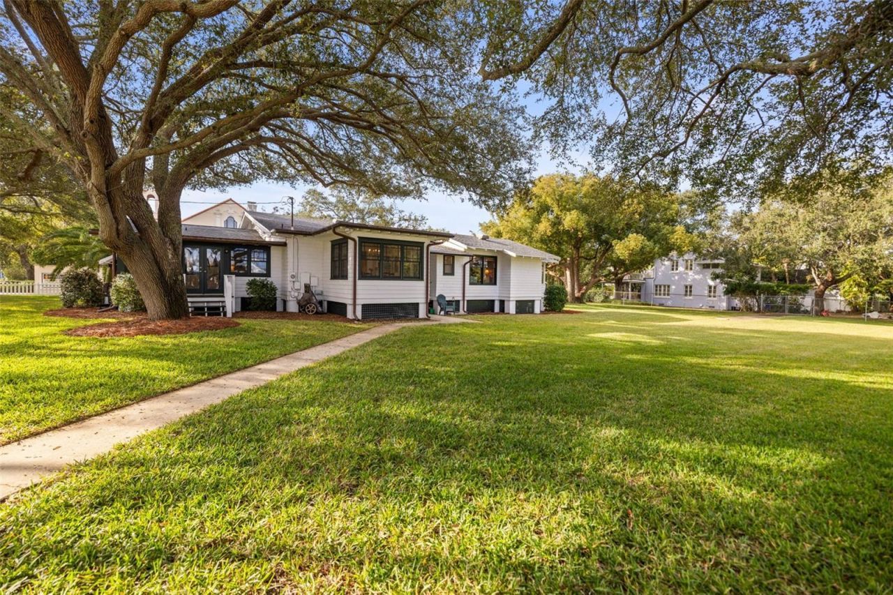 458 Scotland Street, Dunedin, FL 34698 Photo