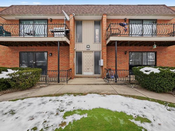 629 N Carroll Parkway, Unit 208, Glenwood, IL 60425