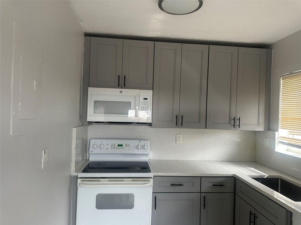 6109 SW 30th St, Unit 4, Miramar, FL 33023 Photo