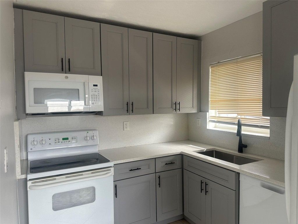 6109 SW 30th St, Unit 4, Miramar, FL 33023 Photo