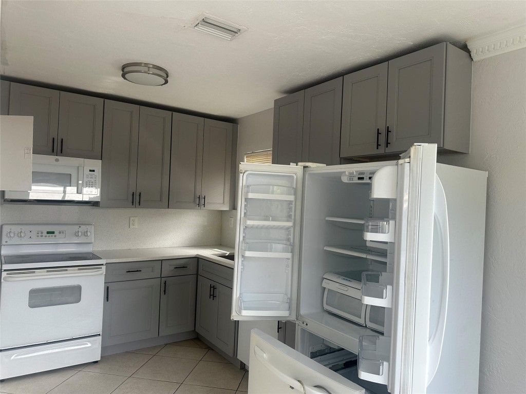 6109 SW 30th St, Unit 4, Miramar, FL 33023 Photo