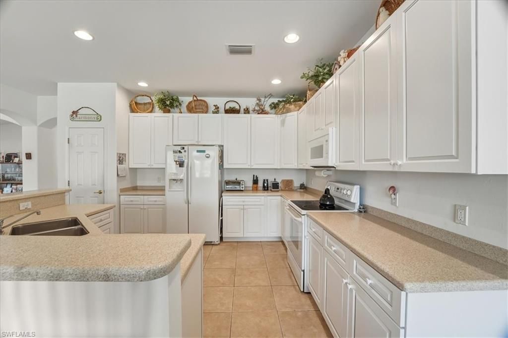 9346 Spanish Moss Way, Bonita Springs, FL 34135 Photo