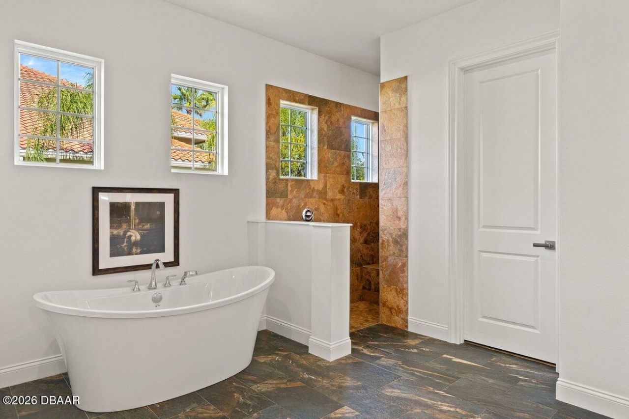 38 Lionspaw Grand, Daytona Beach, FL 32124 Photo