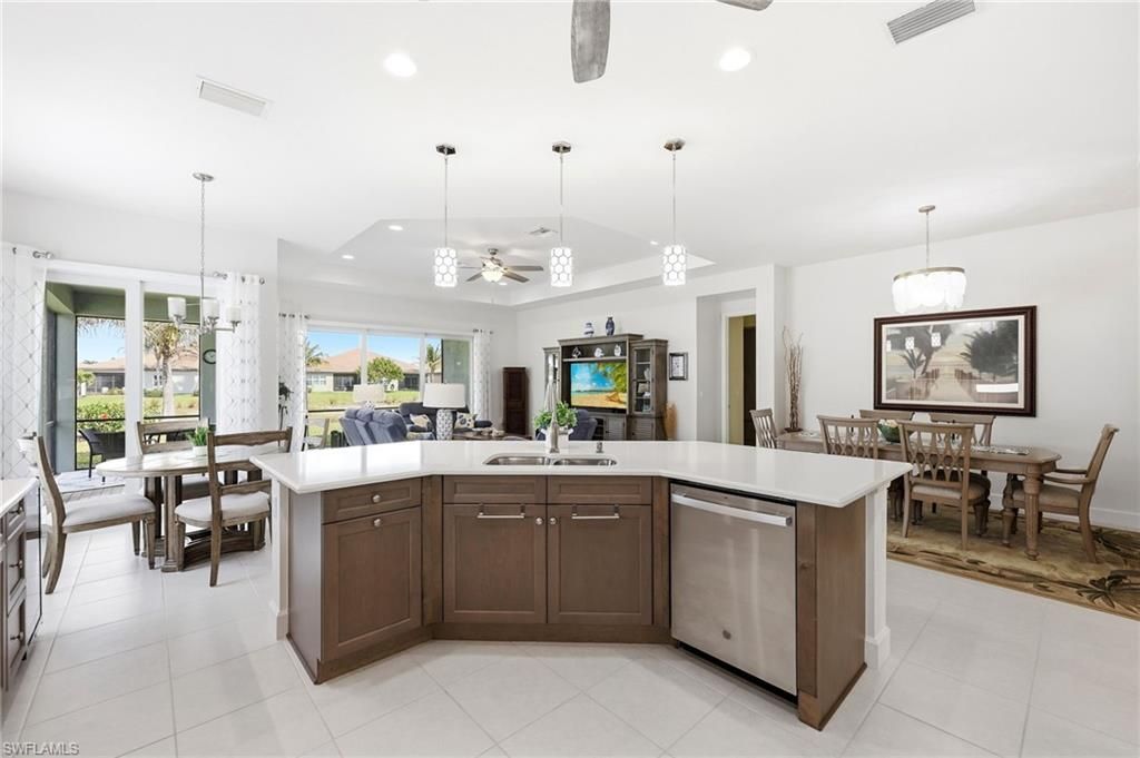 28563 Twain Dr, Bonita Springs, FL 34135 Photo