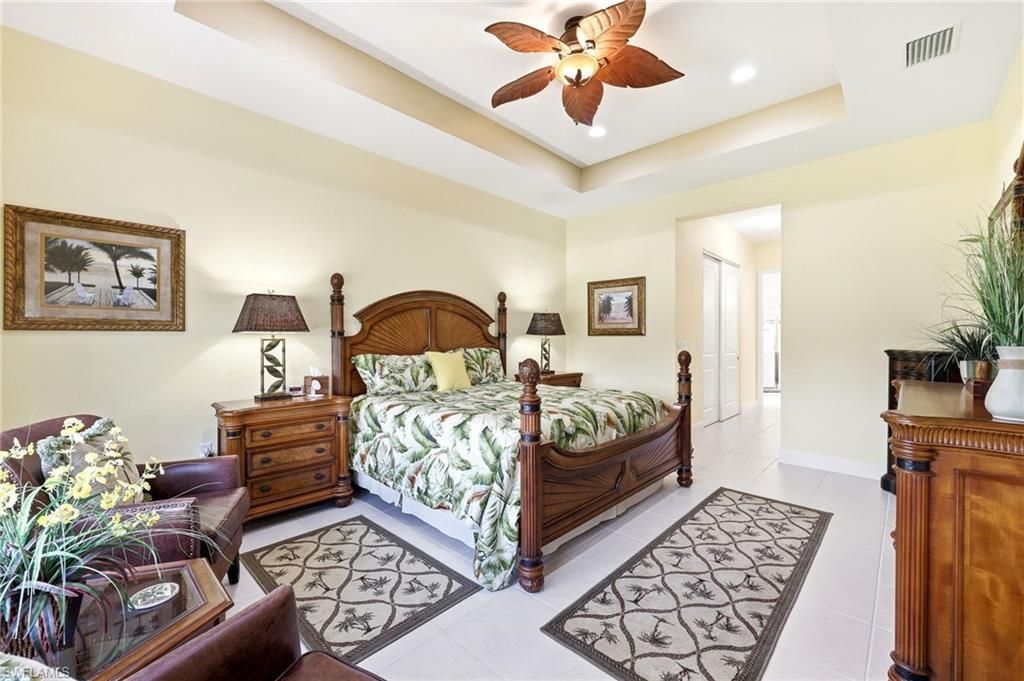 28563 Twain Dr, Bonita Springs, FL 34135 Photo