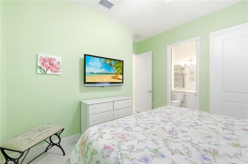 28563 Twain Dr, Bonita Springs, FL 34135 Photo