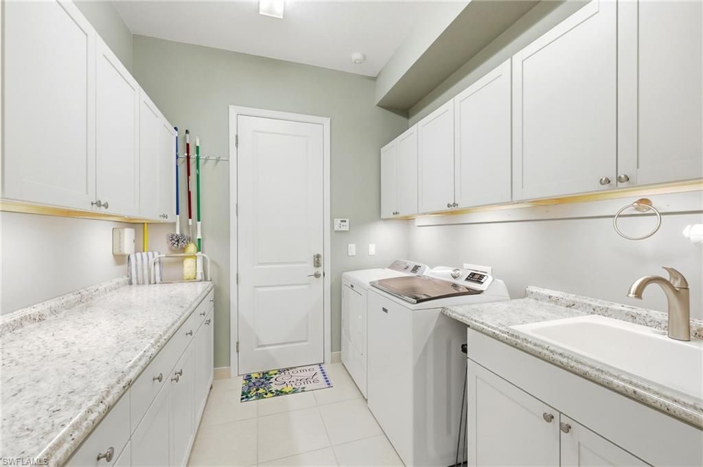 28563 Twain Dr, Bonita Springs, FL 34135 Photo