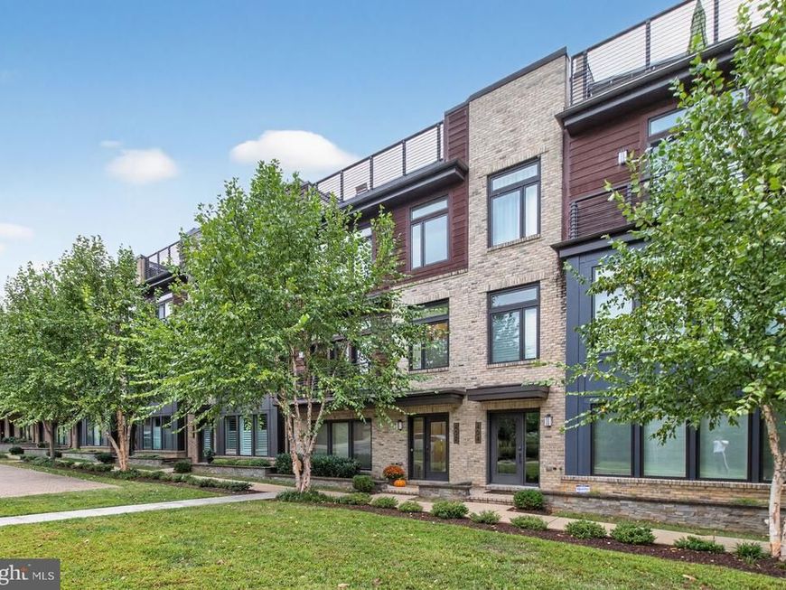 432 Barlow Place, Bethesda, MD 20814 Main Photo