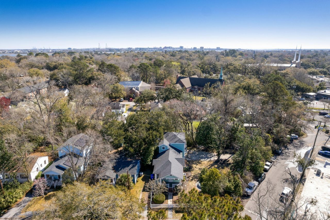 103 Tall Oak Avenue Photo 32