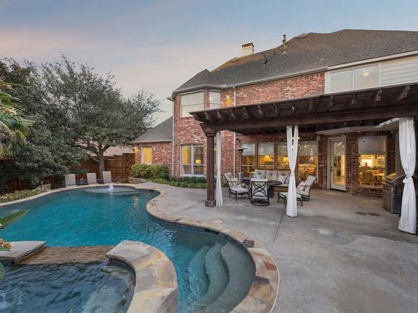 3399 Oakleaf Lane, Richardson, TX 75082