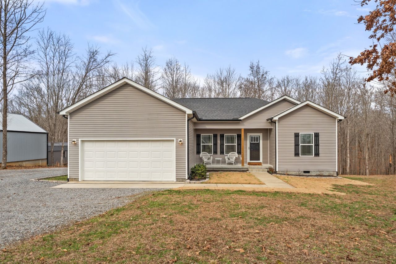1241 Harmon Springs Rd, Dickson, TN 37055 Main Photo