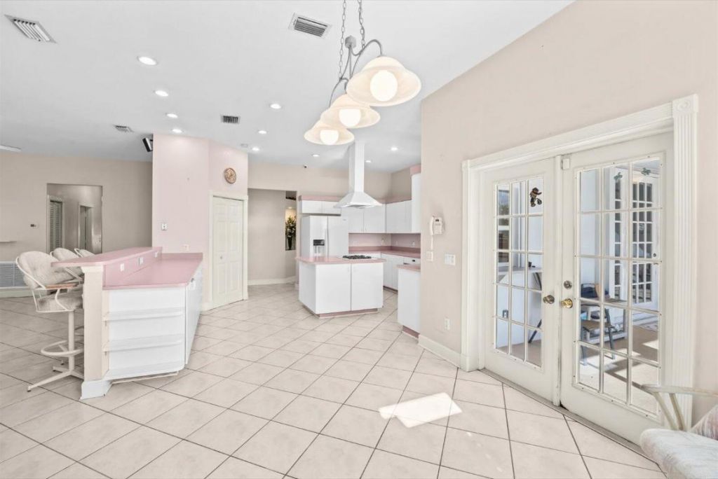 156 SW Saratoga Avenue, Port Saint Lucie, FL 34953 Photo