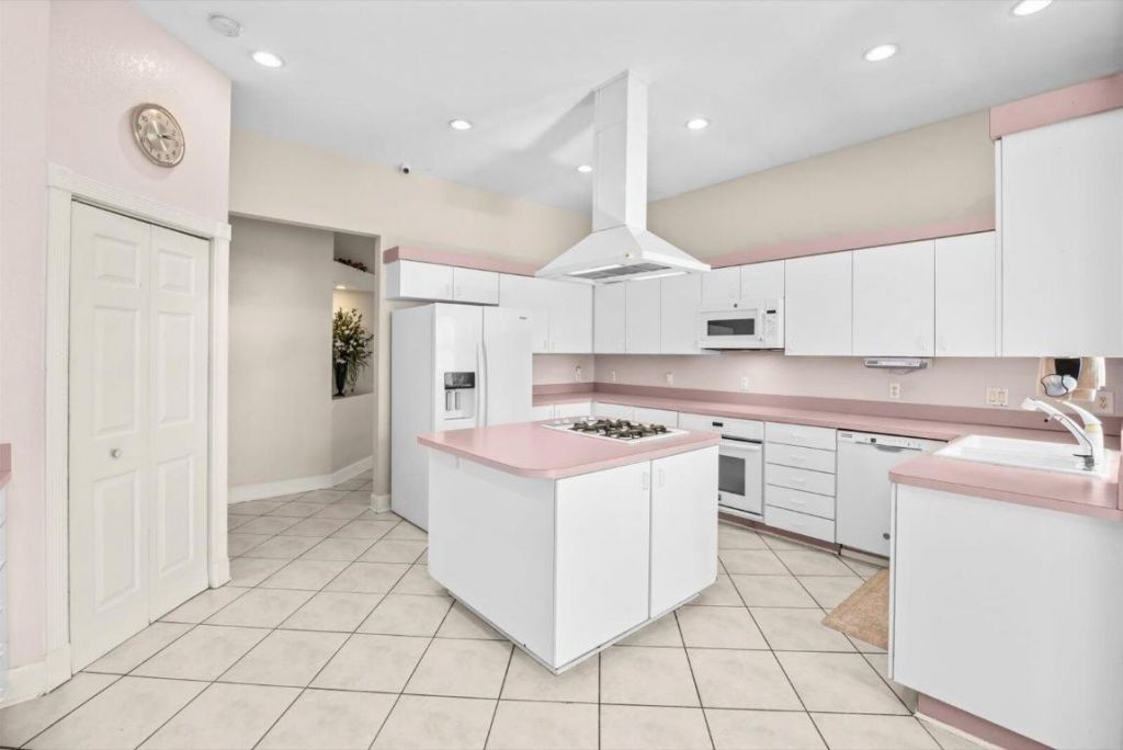 156 SW Saratoga Avenue, Port Saint Lucie, FL 34953 Photo