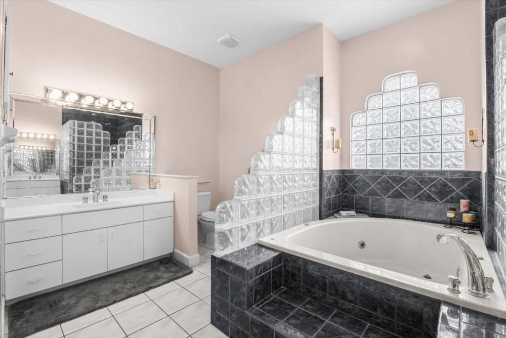 156 SW Saratoga Avenue, Port Saint Lucie, FL 34953 Photo