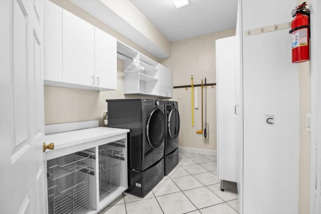 156 SW Saratoga Avenue, Port Saint Lucie, FL 34953 Photo