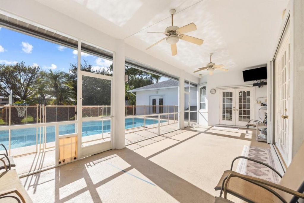 156 SW Saratoga Avenue, Port Saint Lucie, FL 34953 Photo