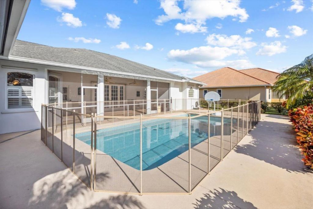 156 SW Saratoga Avenue, Port Saint Lucie, FL 34953 Photo