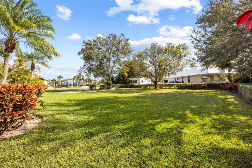 156 SW Saratoga Avenue, Port Saint Lucie, FL 34953 Photo