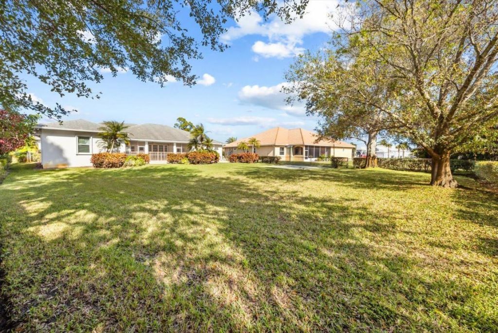 156 SW Saratoga Avenue, Port Saint Lucie, FL 34953 Photo