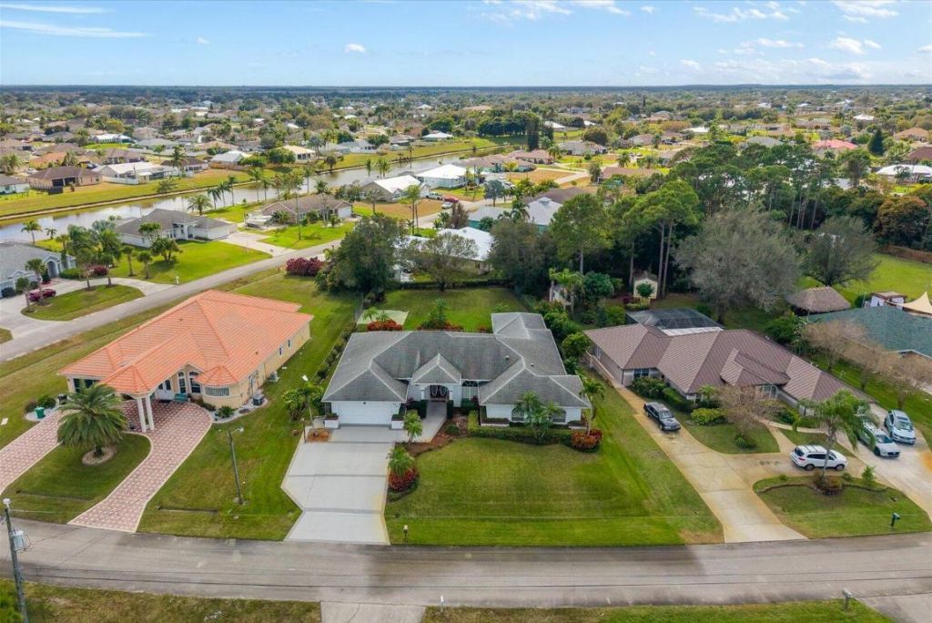 156 SW Saratoga Avenue, Port Saint Lucie, FL 34953 Photo