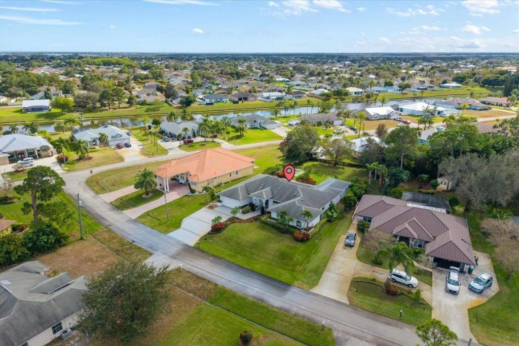 156 SW Saratoga Avenue, Port Saint Lucie, FL 34953 Photo