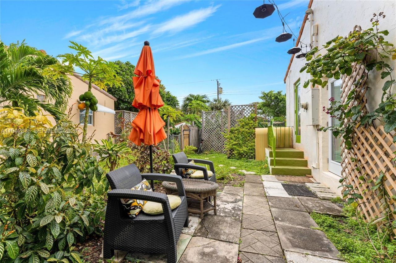 1601 N 16th Ct, Hollywood, FL 33020 Photo