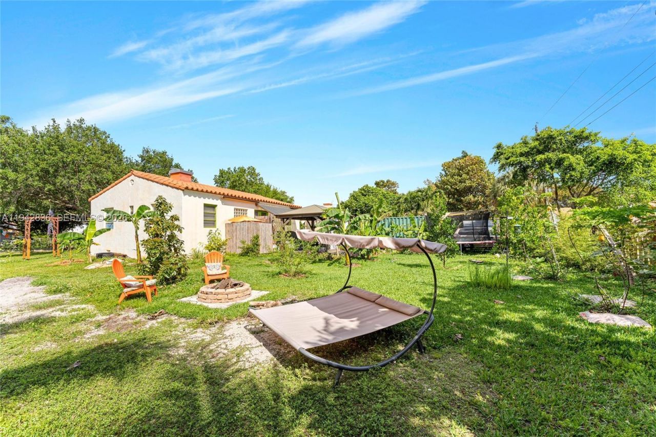 1601 N 16th Ct, Hollywood, FL 33020 Photo